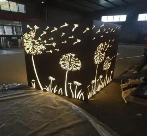 秦皇岛耐候钢灯箱